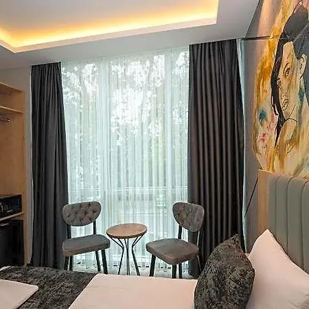 Hotel Comfort Point 5*
